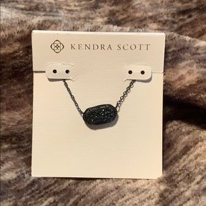 NWT Kendra Scott necklace